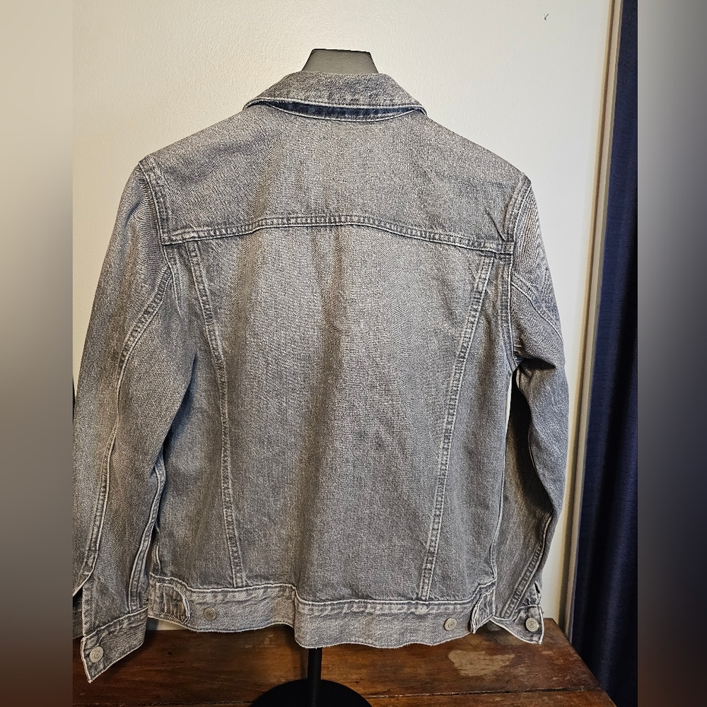 Lucky Brand "Weekend Trucker" Grey Denim Jacket Men’s Medium Distressed - Picture 4 of 10